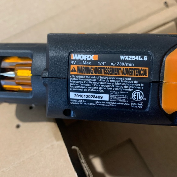 WORX Cordless Screw Gun with Extender set - Picture 5 of 8